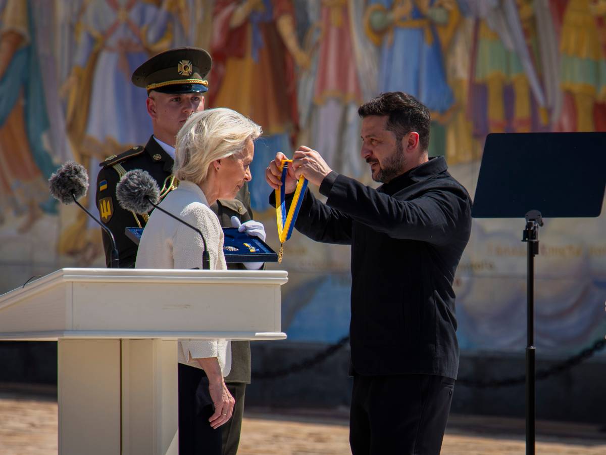 von der leyen a kiev intese su droni e fondi poi la fuga nel bunker per i missili di mosca da Ilgiornale.it von der leyen a kiev intese su droni e fondi poi la fuga nel bunker per i missili di mosca